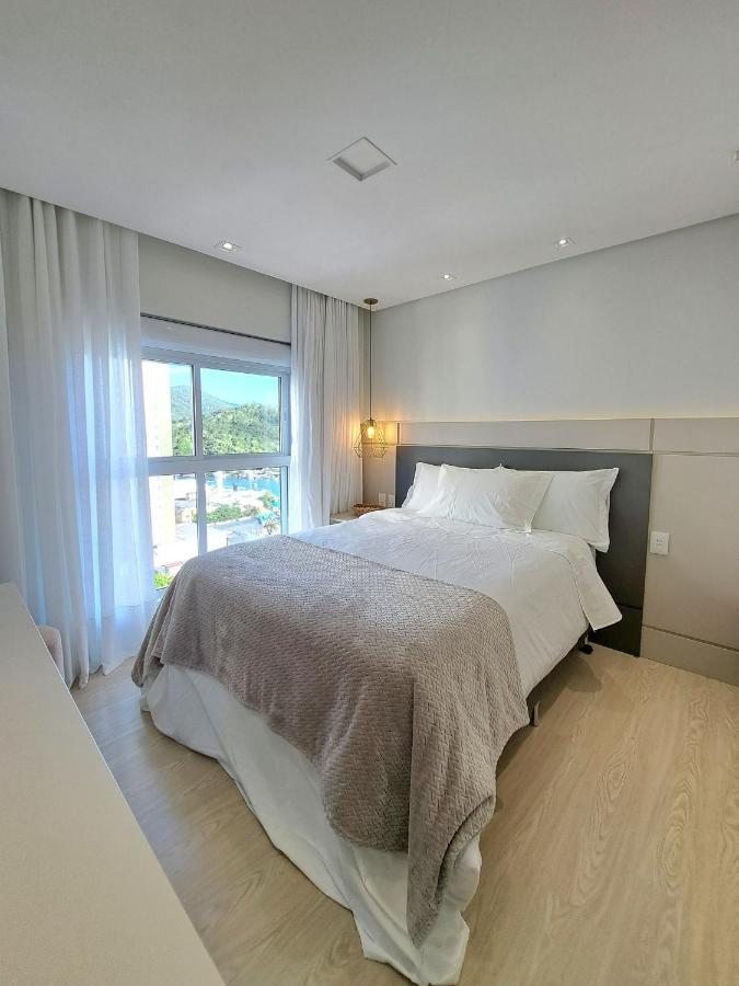 Encantador! 3 Suites, Vista, Finamente Mobiliado *