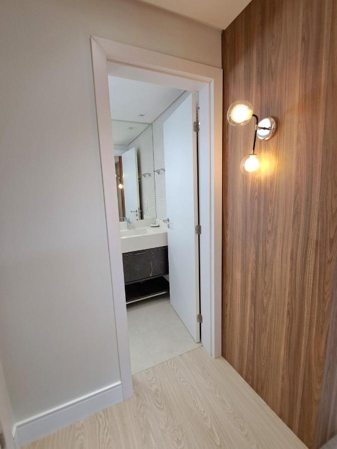 Apartamento Encantador! 3 Suites, Vista, Finamente Mobiliado *