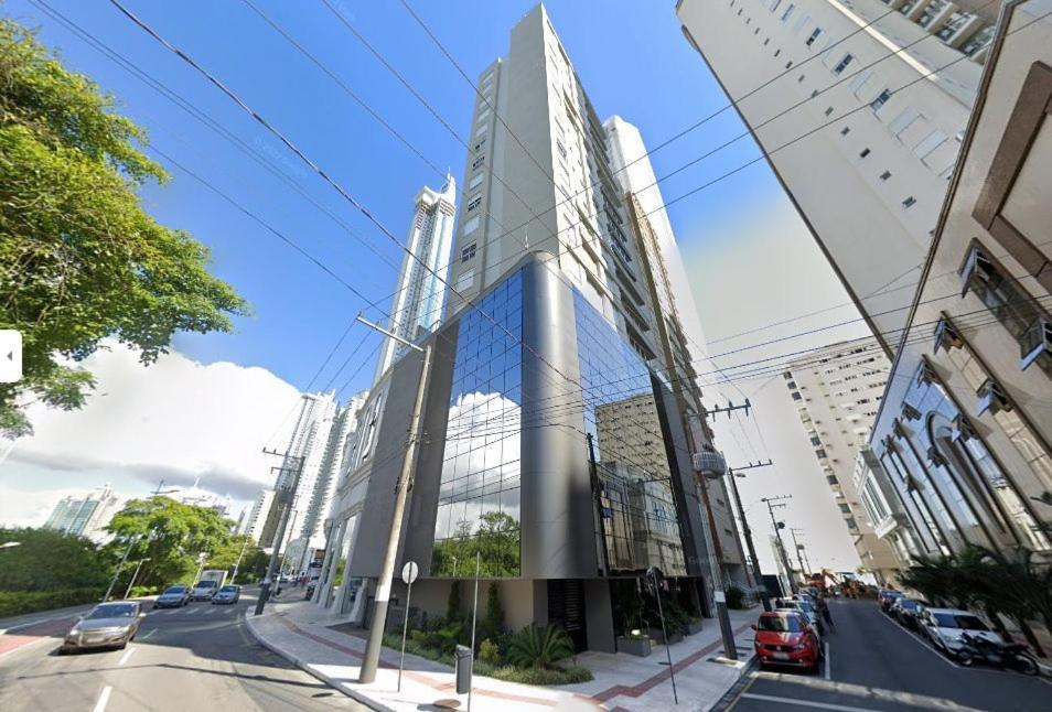Encantador! 3 Suites, Vista, Finamente Mobiliado *