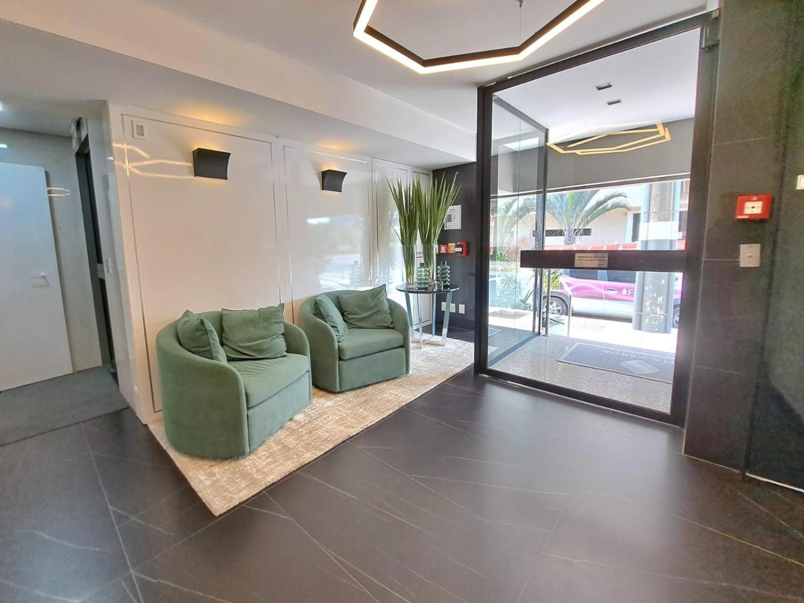 Encantador! 3 Suites, Vista, Finamente Mobiliado Apartamento